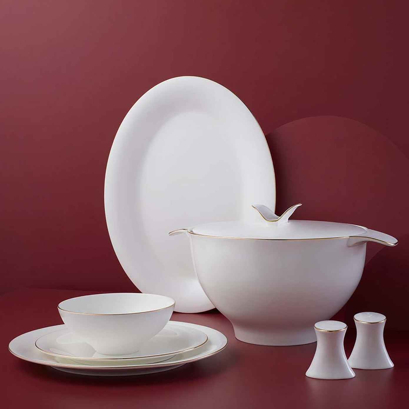 Jumbo Golda 61 Pieces Dinnerware Set For 12 People