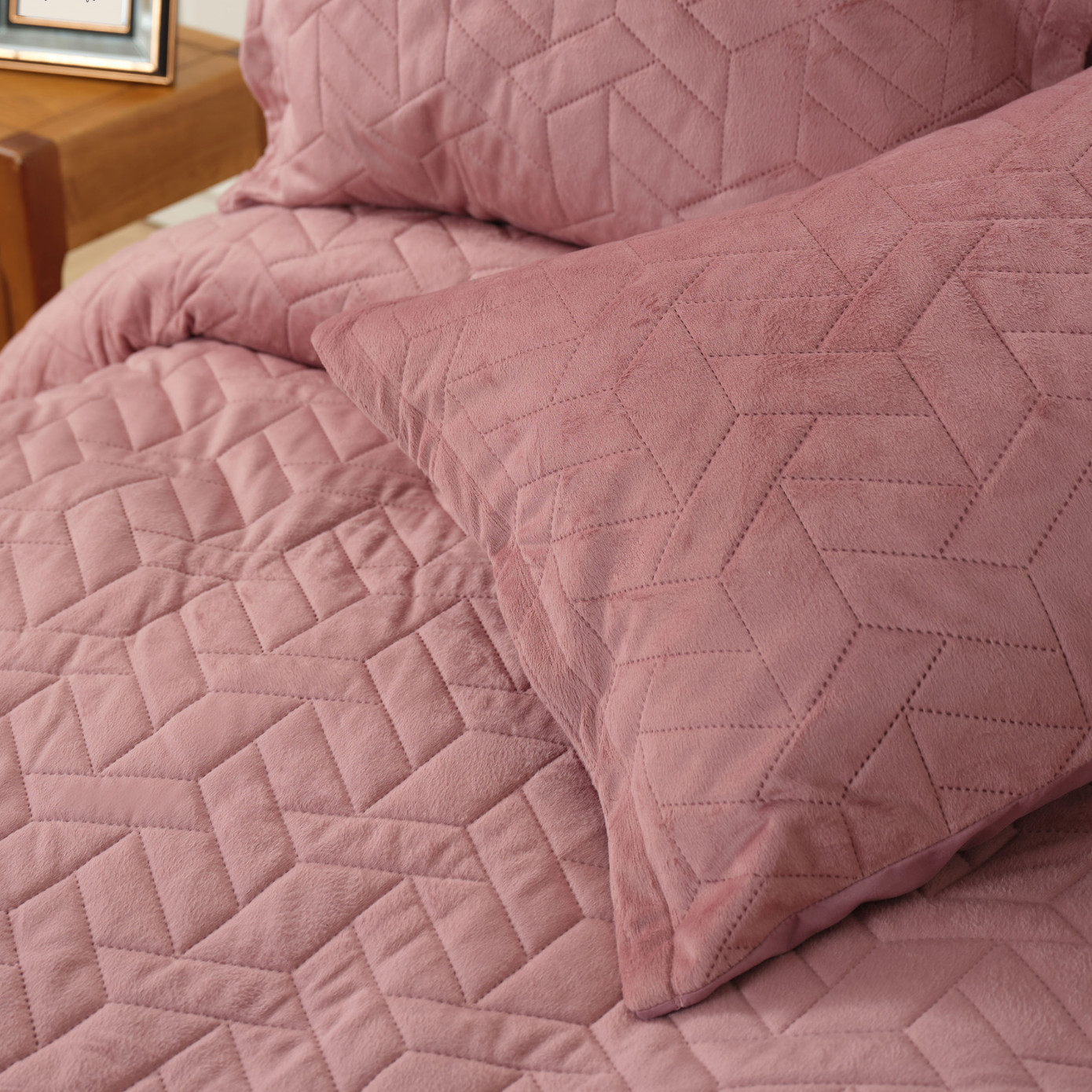 Karaca Home Pamela Dried Rose Ultrasonic Double Bedspread