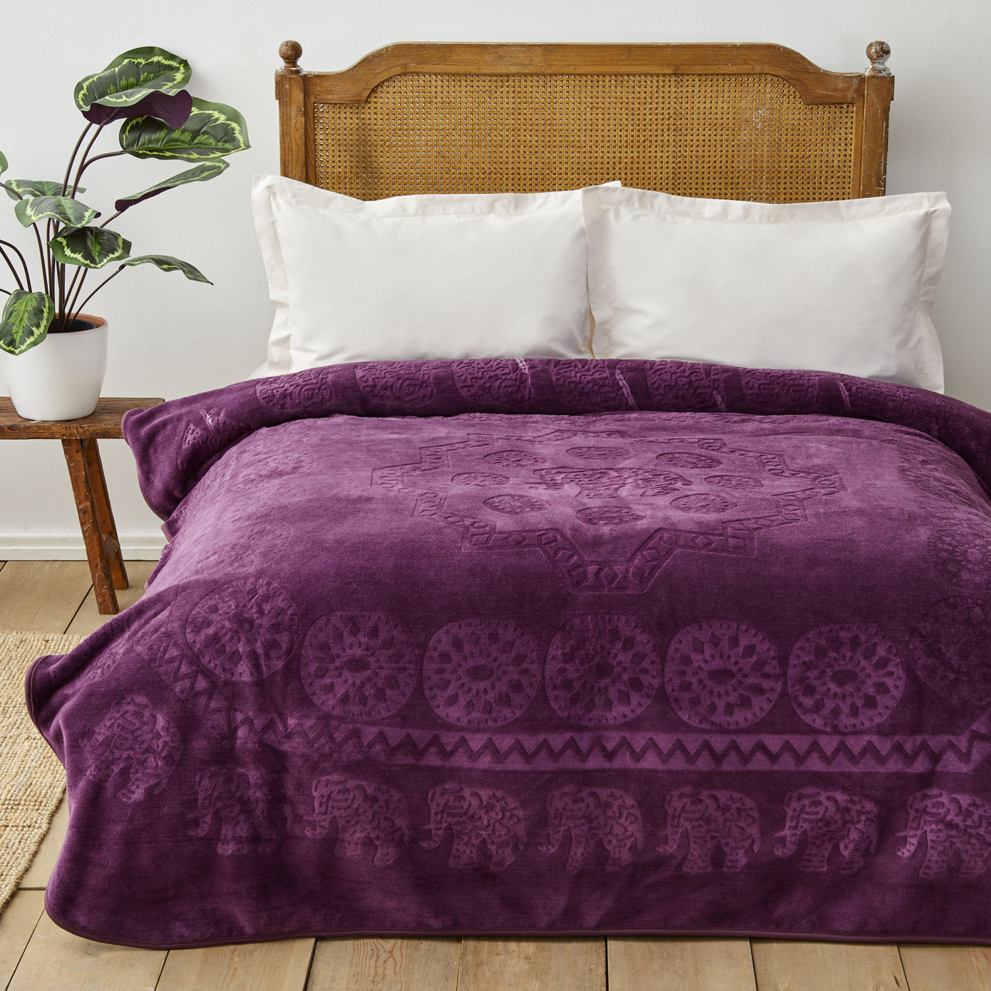 Karaca Home Elephant Plum Double Soft Embosy Blanket