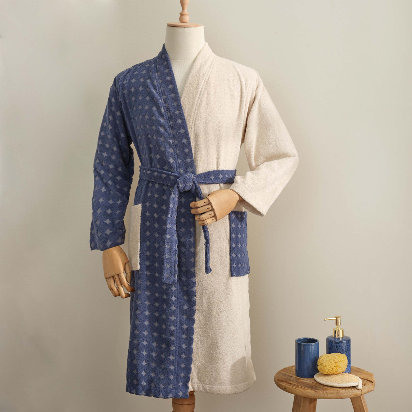 Karaca Home Young Audra Navy Blue Beige 100% Cotton Bathrobe L/XL