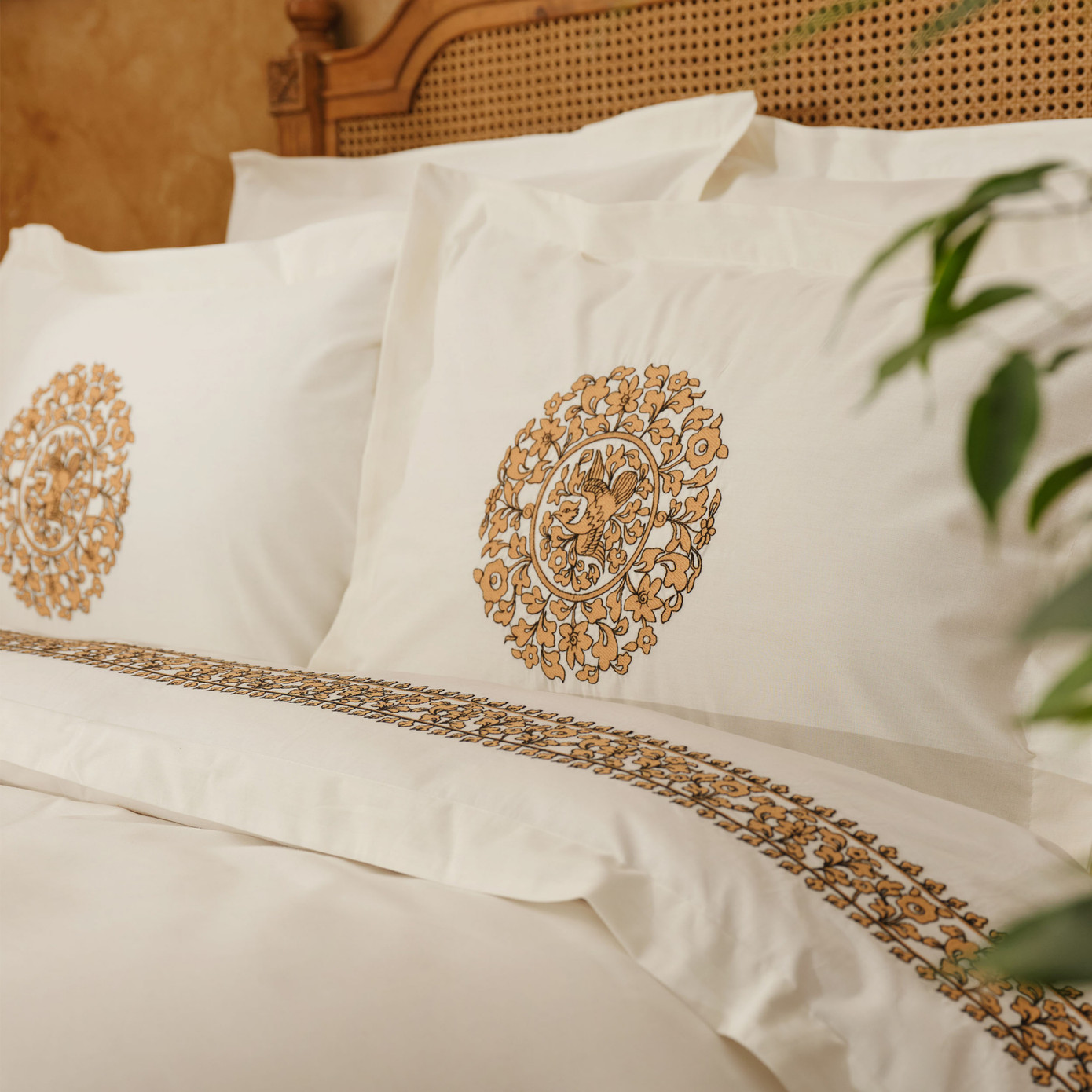 Karaca Home Paye Selcuklu Series Anka Yellow 100% Cotton Double Embroidered Duvet Cover Set