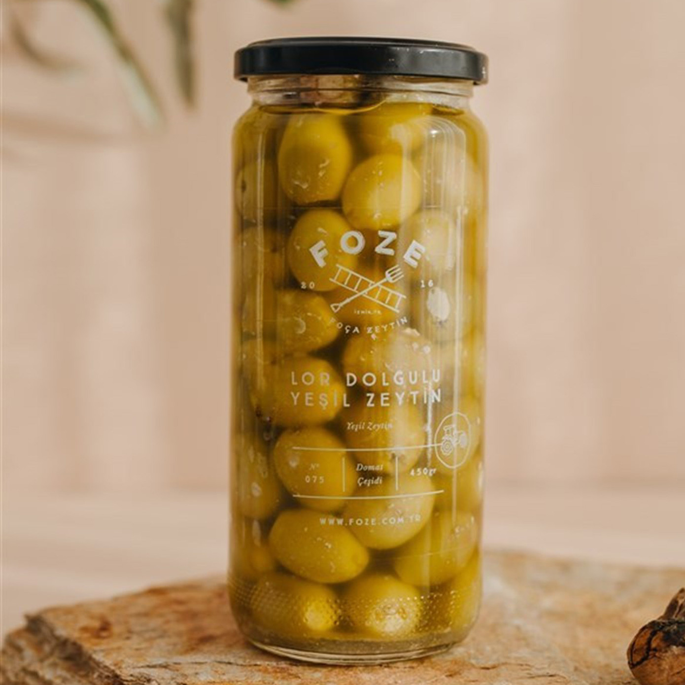 Foze Curd Filled Green Olives 450 G