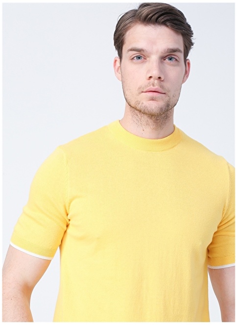 Factory Caesar O Neck Basic Plain Yellow Men's Sweater