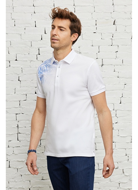 Slim Fit Polo Collar 100 Cotton Printed Short Sleeved T-Shirt