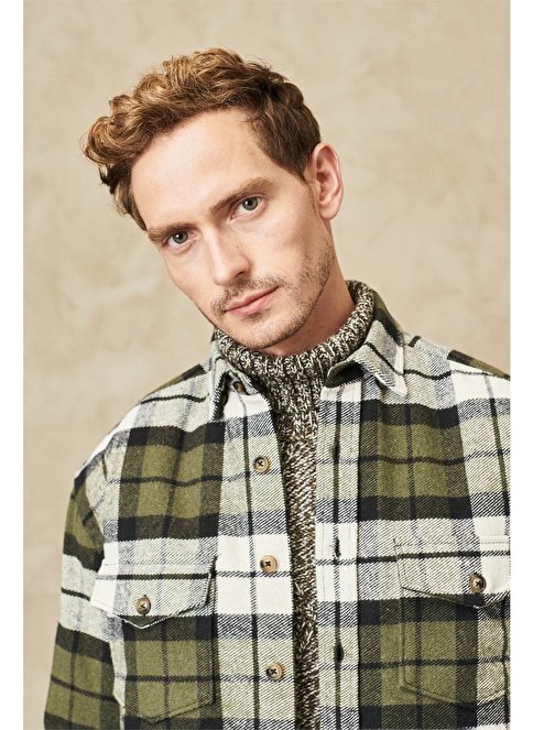 Oversize Fit Buttoned Collar Plaid Lumberjack Shirt Jacket