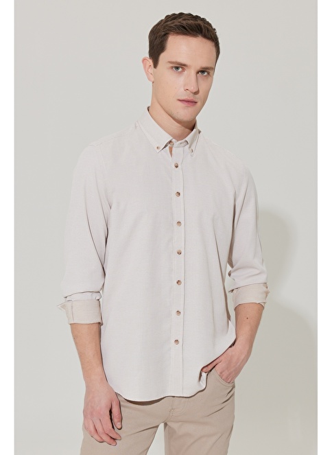 Slim Fit Buttoned Collar Cotton Dobby Shirt