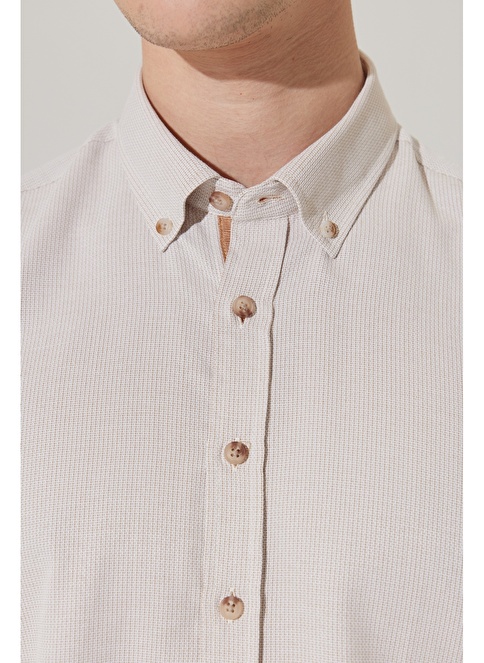 Slim Fit Buttoned Collar Cotton Dobby Shirt