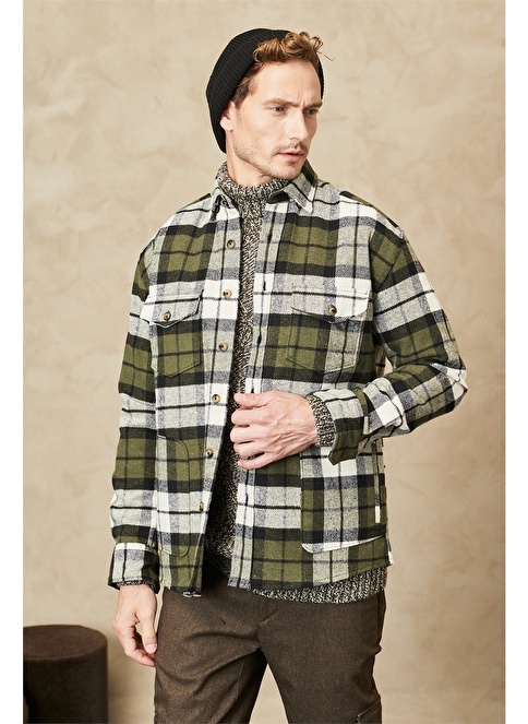 Oversize Fit Buttoned Collar Plaid Lumberjack Shirt Jacket