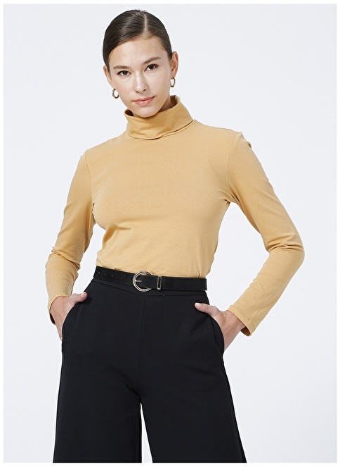 Factory Turtleneck Camel Hair Women's T-Shirt - PART