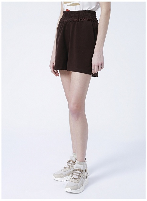 Factory Ying Elastic Basic Plain Brown Women's Shorts